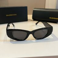 Balenciaga 9154 D-Frame Sunglasses In Black