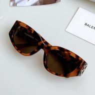 Balenciaga BB0324 Dynasty D-Frame Sunglasses In Tortoise