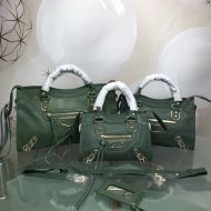 Balenciaga Classic City Shoulder Bag In Edged Goatskin Green