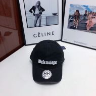 Balenciaga Front Logo Embroidered Cap In Black