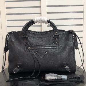 Balenciaga Medium Classic City Shoulder Bag In Goatskin Black