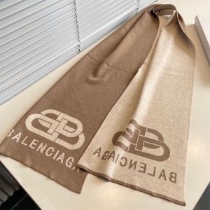 Balenciaga BB Logo Knitted Scarf In Apricot