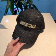 Balenciaga Allover Logo Embroidered Baseball Cap In Black